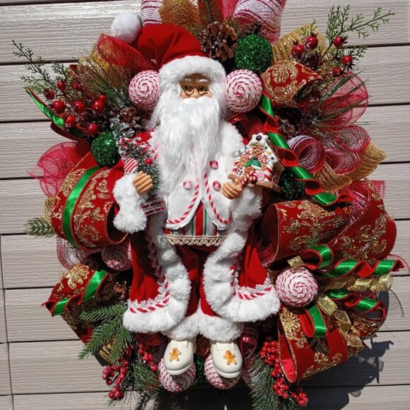 Santa Christmas Wreath, Deluxe Christmas Wreath, Traditional Christmas, - Picture 5 of 10